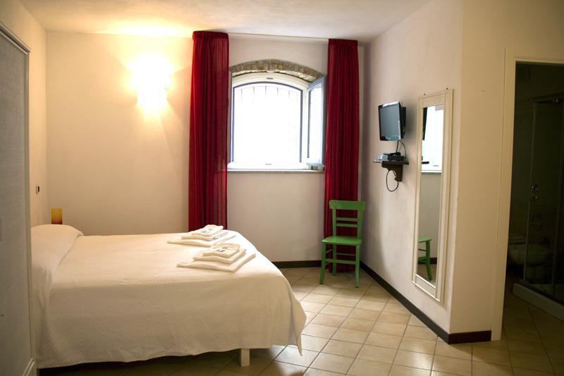 B&B Amphisya Roccella Ionica Exterior foto